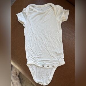 Kyte BABY Cloud bodysuit